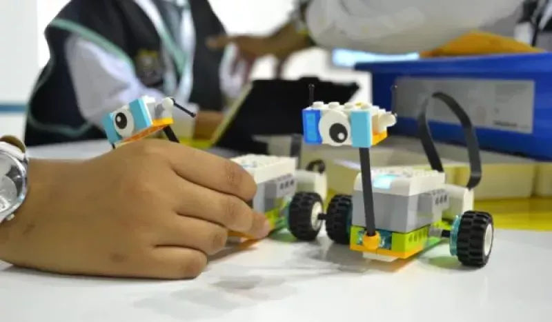 ROBOTICS SPIKE PRIME (BEGINNER COURSE)