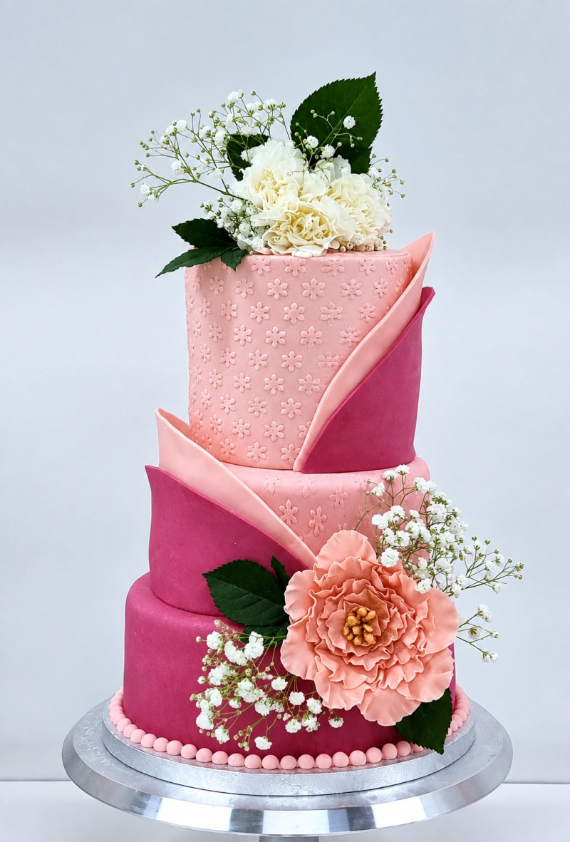 CELEBRATION & CUSTOMIZED TIERED CAKES MASTERCLASS