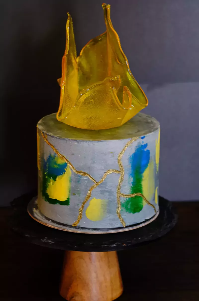 LEARN TO MAKE CELEBRATION CAKES