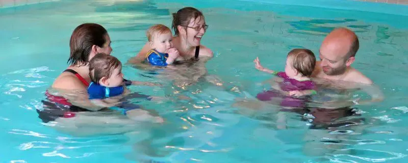PARENT ASSISTED SWIMMING : AQUA TOTS : 1.0 - 2.0 YRS (JBR)