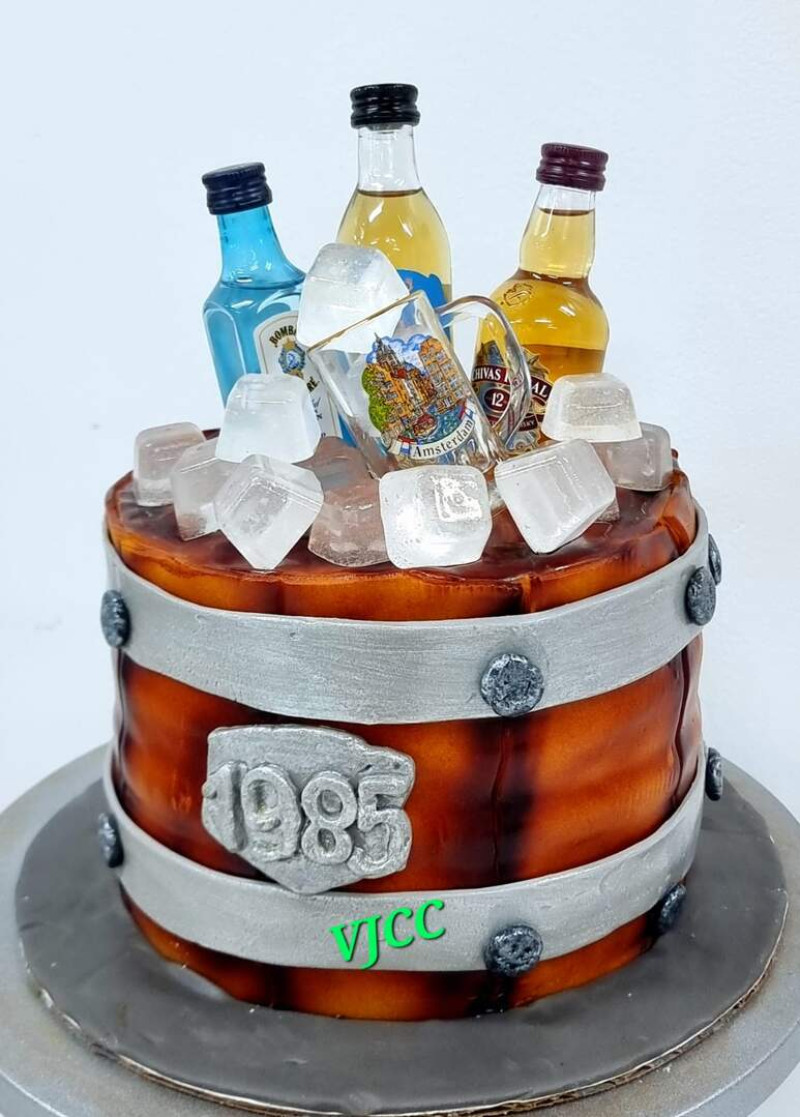 CELEBRATION & CUSTOMIZED TIERED CAKES MASTERCLASS