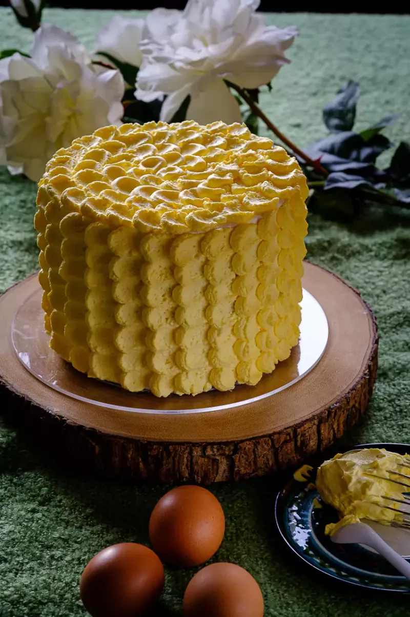 LEARN TO MAKE CELEBRATION CAKES